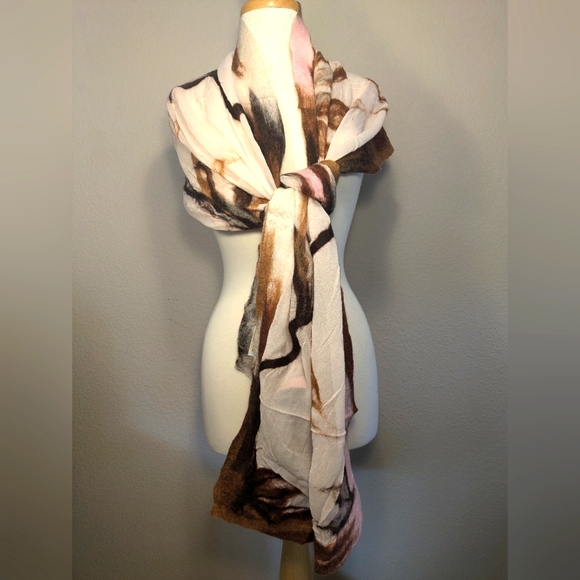 Silk scarf with Nuno felting